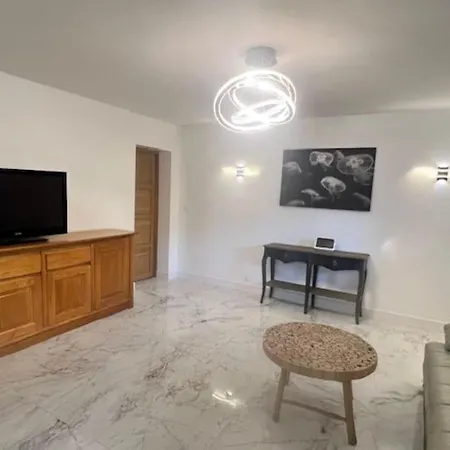 Villa Rez-de-chaussee *